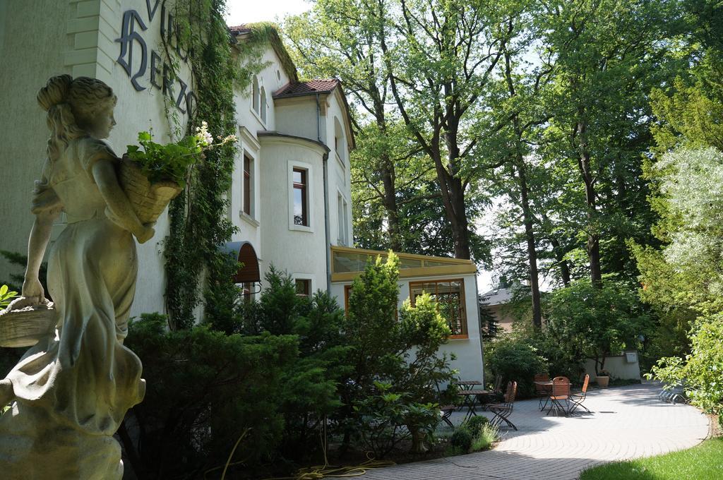 Hotel Villa Herzog Dresden Exterior photo